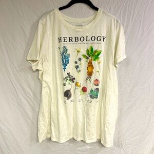 Torrid Harry Pitter Herbology Tee - Cream - Size 2X